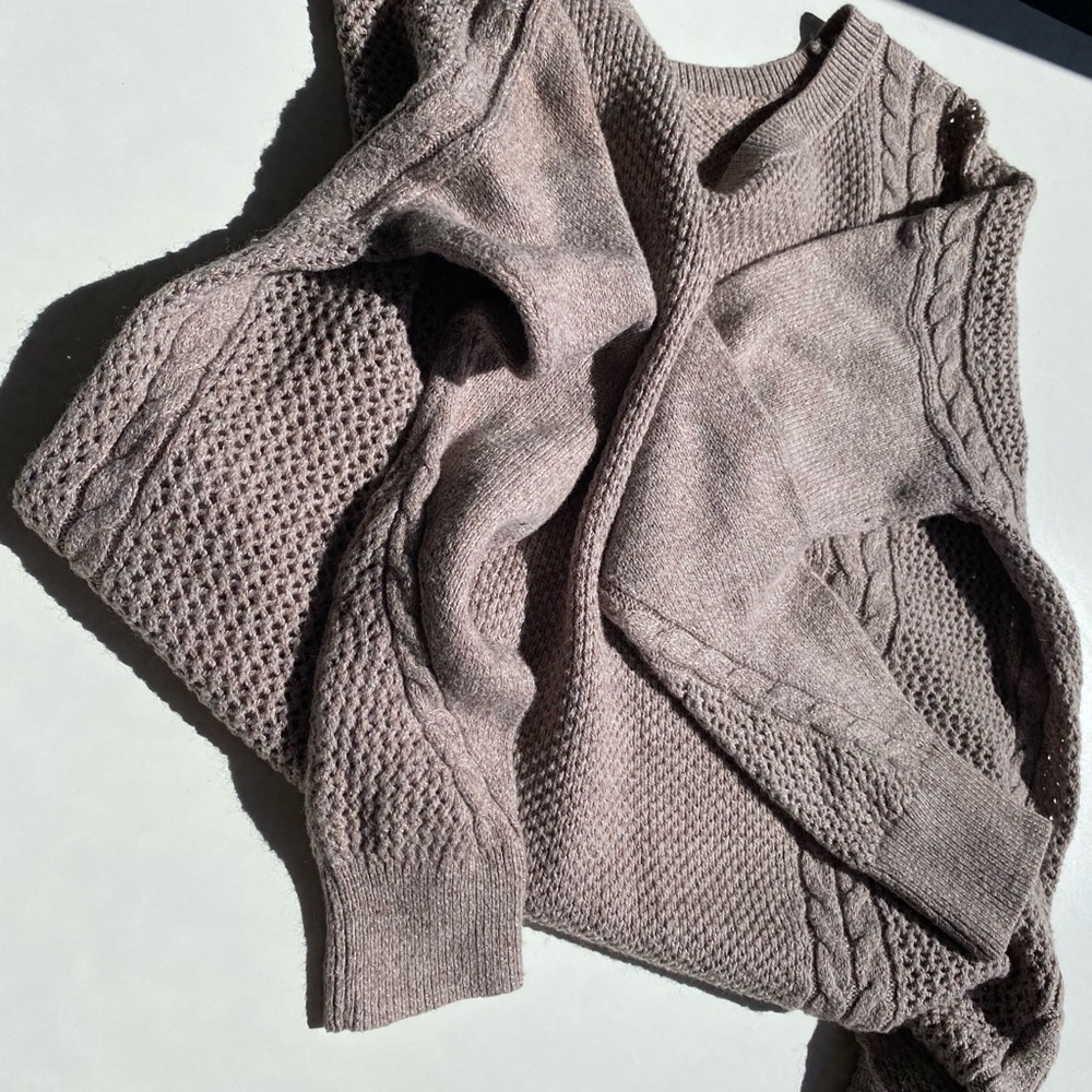 Small American Eagle Gray Sweater 60% cotton wool blend